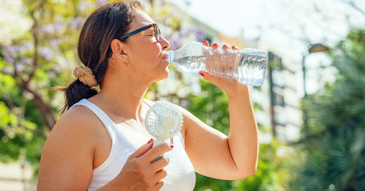 The Complete Tropical Climate Hydration Guide